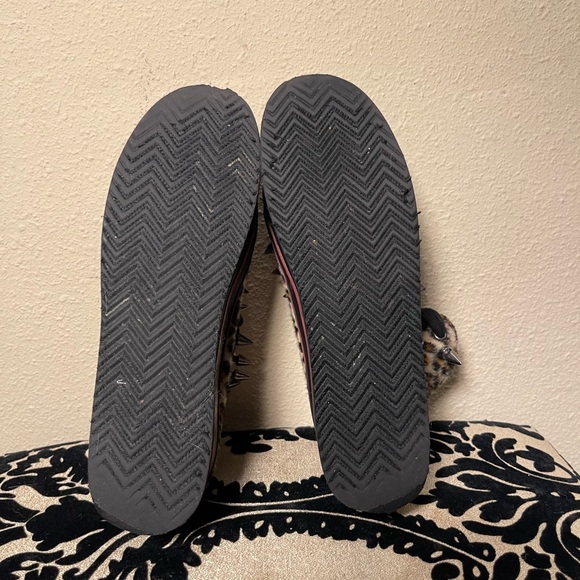 Fuzzy Leopard print Spiked Platform Hightop Sneakers w/ Xtra laces - Picture 6 of 6